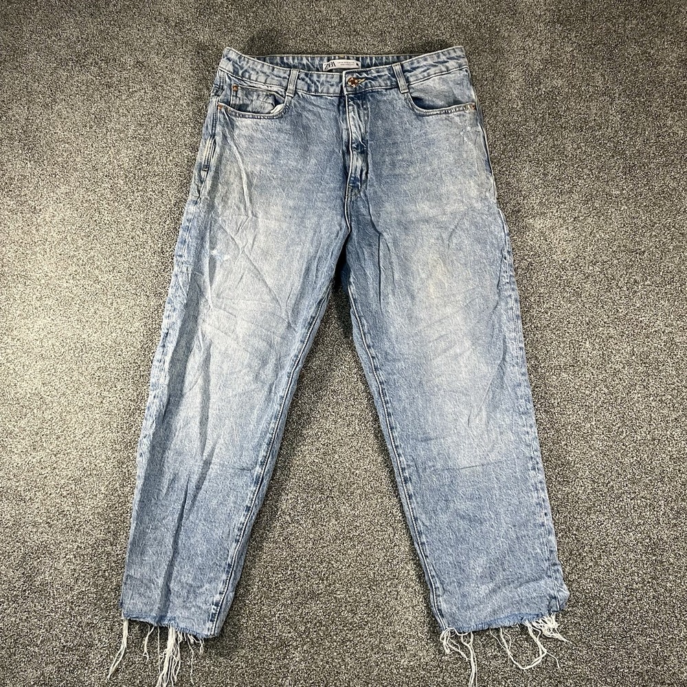 Zara Women's 12 34 Light Wash Jeans Raw Hem Straight Leg Denim Y2K